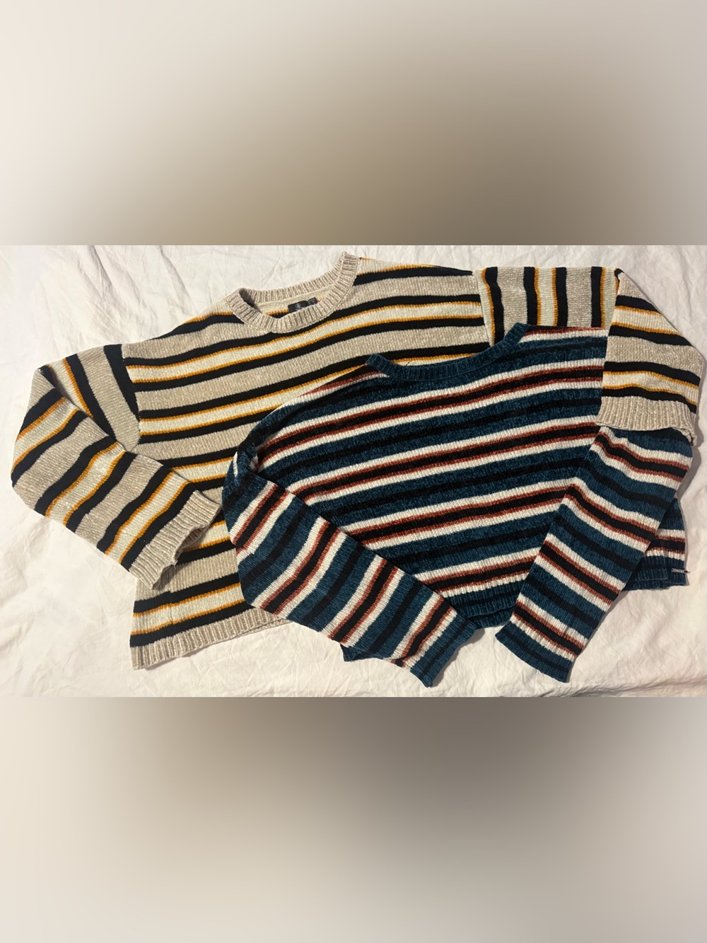 🖤Volcom L/XL Sweater Bundle🖤